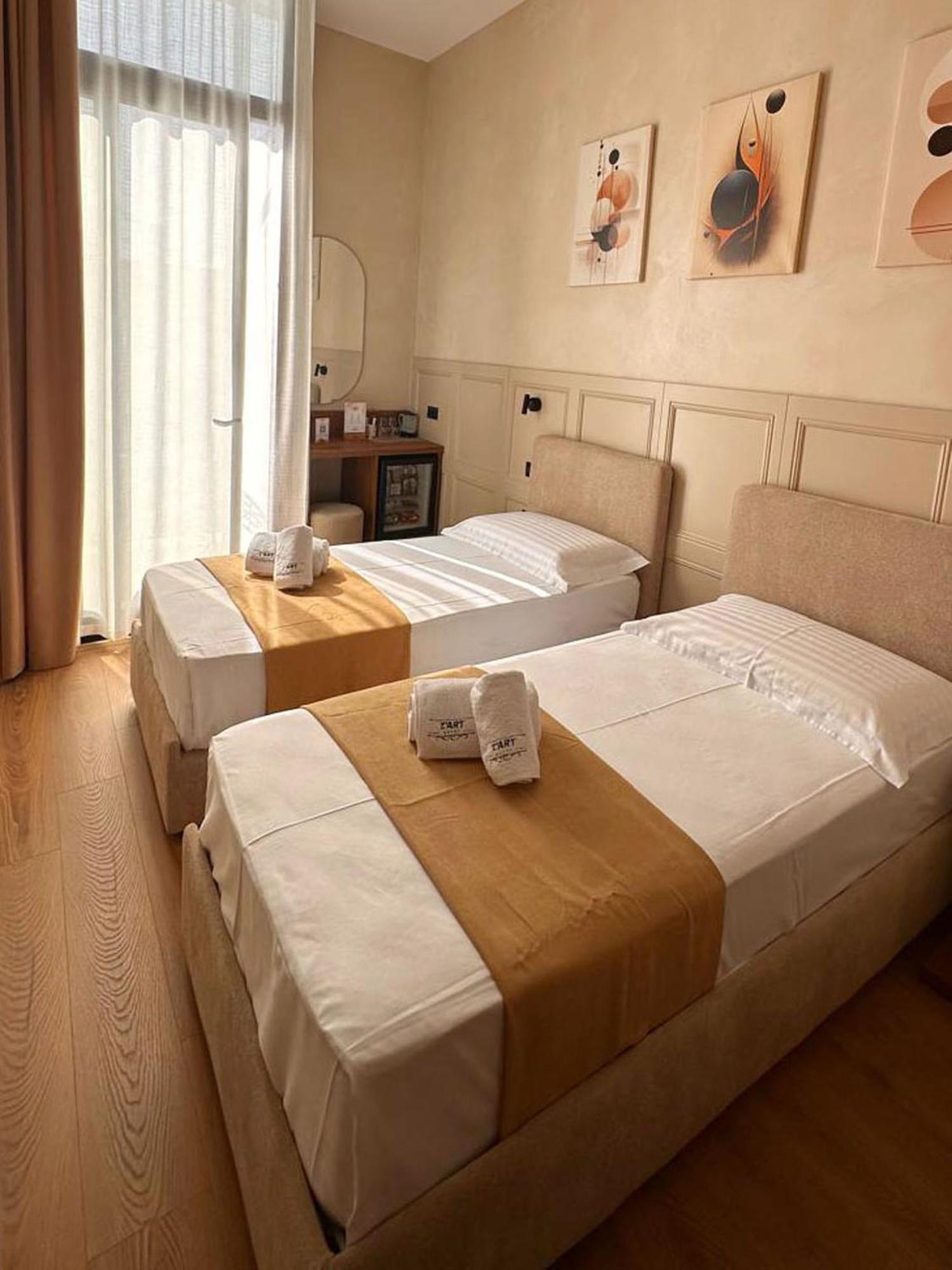 Z Art Hotel Krujë Exterior foto